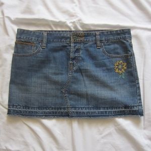 Levis Mini Skirt Size 11